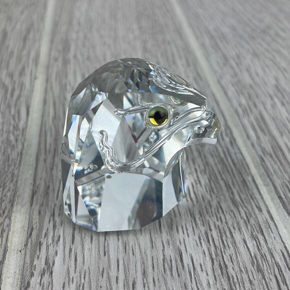 Swarovski Clear Swarovski Figurine: 013829 Chiseled Falcon Head Glass Eye Small - Picture 9 of 11